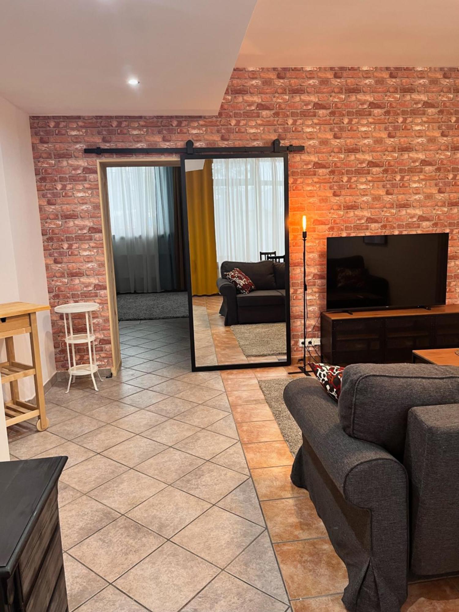 Orzel Bialy Apartment *